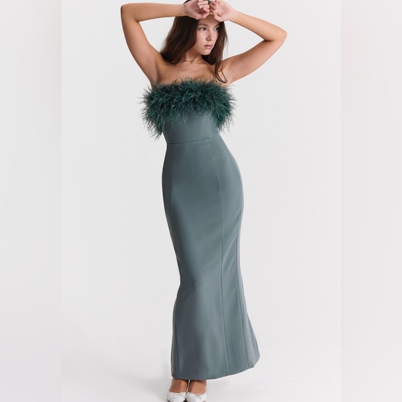 HOUSE OF CB - JULIENE DRESS - Picture 4 of 5